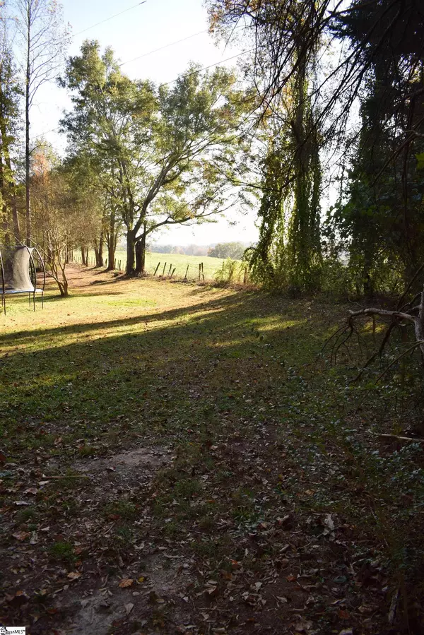 Highway 414, Taylors, SC 29687