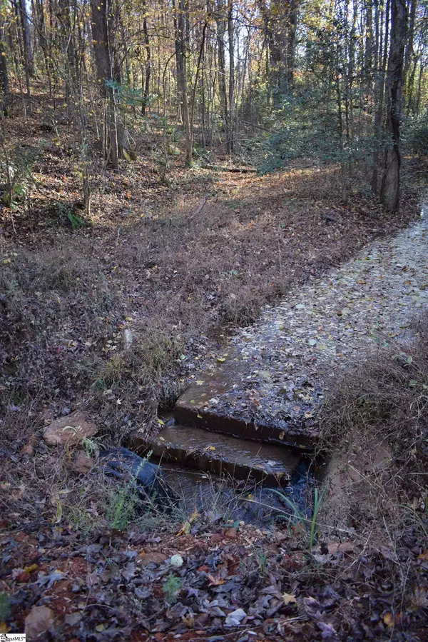 5231 Highway 11, Inman, SC 29349