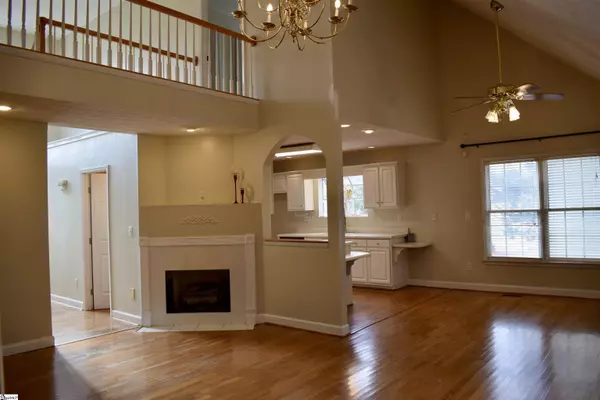 381 Royal Burgess Drive, Campobello, SC 29322