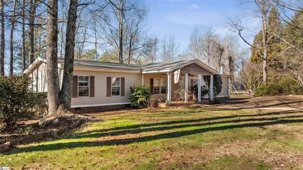 2740 Highway 414, Taylors, SC 29687