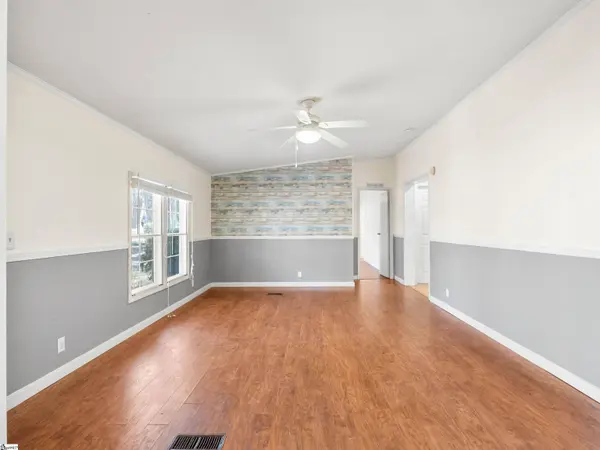 2740 Highway 414, Taylors, SC 29687