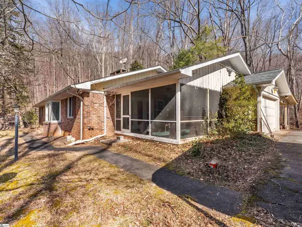 121 Hummingbird Lane, Columbus, NC 28722