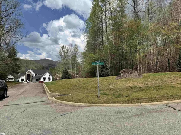 101 Autumn Leaves Way, Marietta, SC 29661