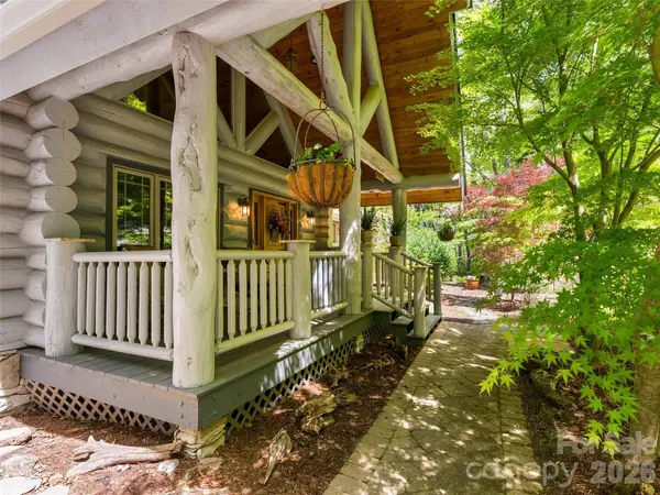 4004 Lake Adger Pkwy #32, Mill Spring, NC 28756