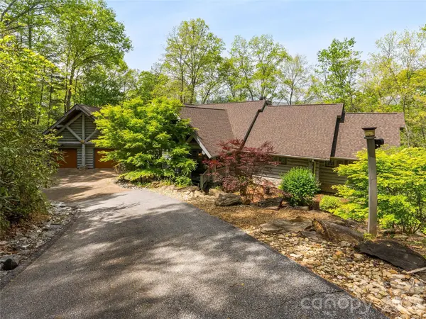4004 Lake Adger Pkwy #32, Mill Spring, NC 28756
