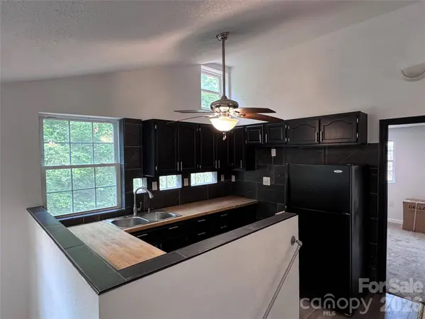 136 St John Zion RD, Rutherfordton, NC 28139