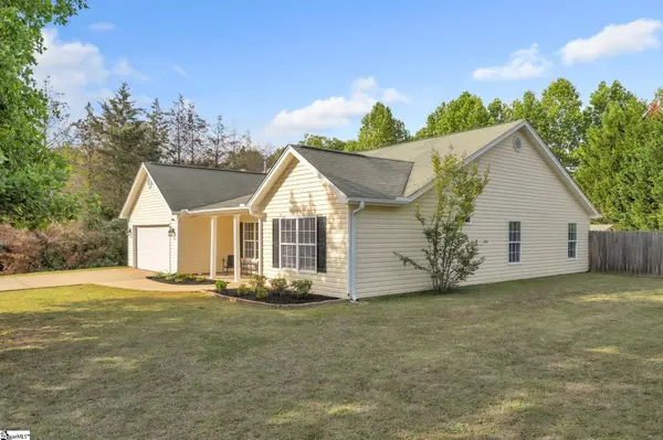 6 Spring Sky Court, Taylors, SC 29687