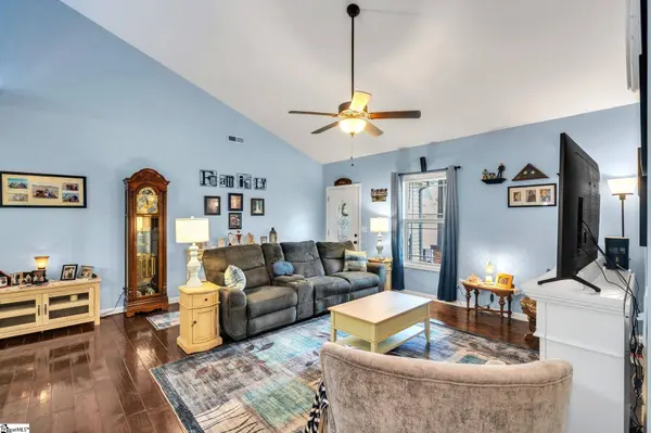 215 Cooleys Crest Lane, Inman, SC 29349