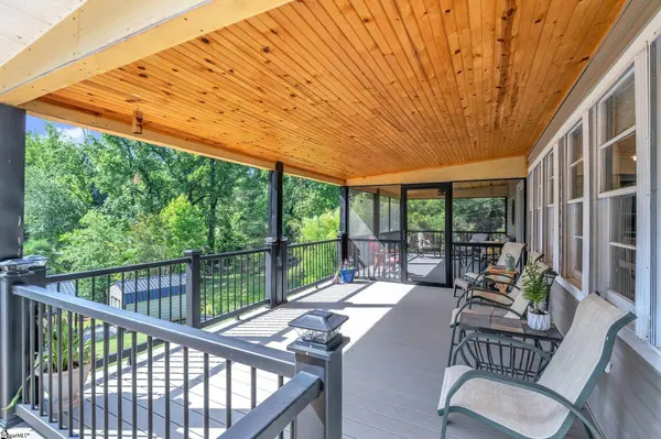 156 Zimmerman Drive, Inman, SC 29349
