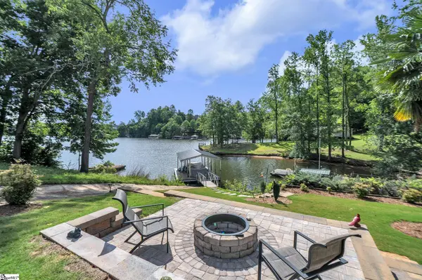 156 Zimmerman Drive, Inman, SC 29349
