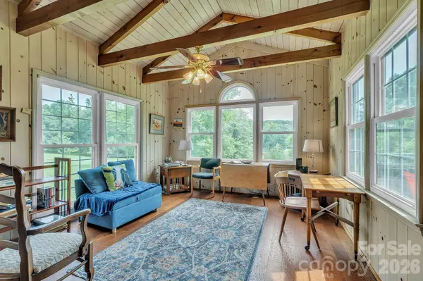 412 Smith RD, Landrum, SC 29356