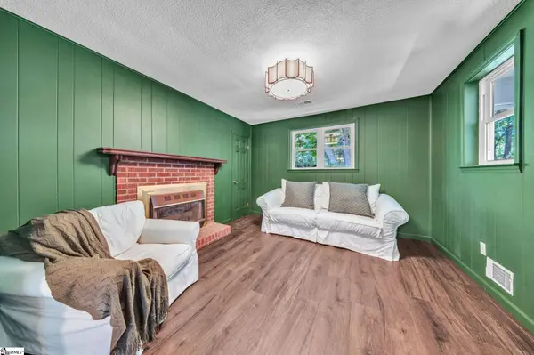 154 Skyuka Street, Drayton, SC 29333
