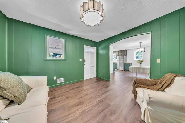154 Skyuka Street, Drayton, SC 29333