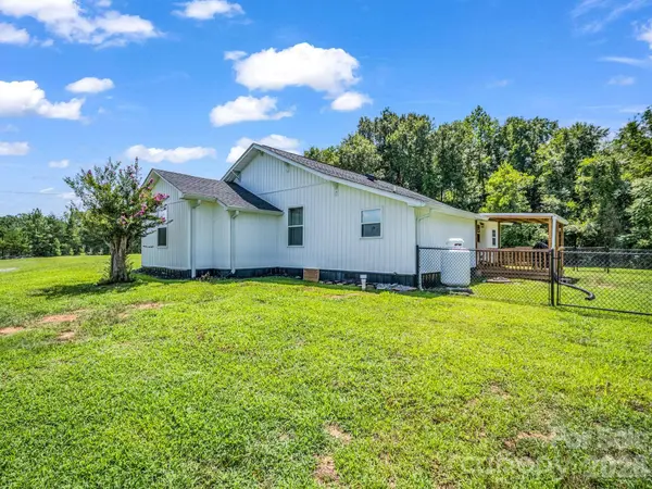 605 Hollis RD, Ellenboro, NC 28040