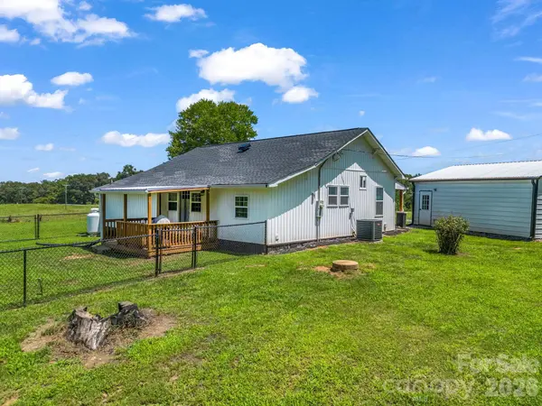 605 Hollis RD, Ellenboro, NC 28040