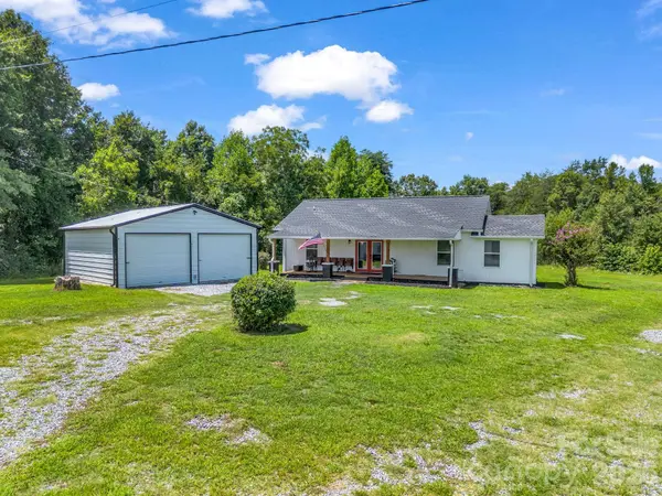 605 Hollis RD, Ellenboro, NC 28040