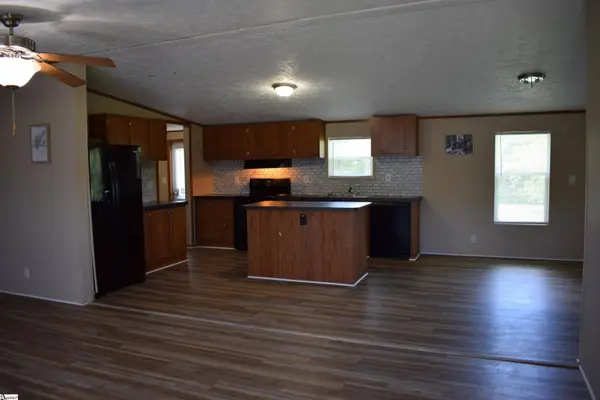 170 Cooper Road, Campobello, SC 29322