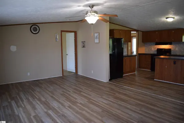 170 Cooper Road, Campobello, SC 29322