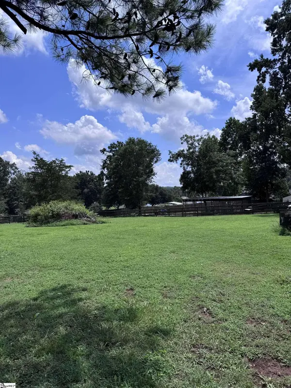 263 Oliver Drive, Inman, SC 29349