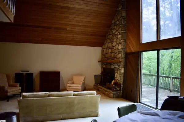 173 Mountain Haven Lane, Zirconia, NC 28790