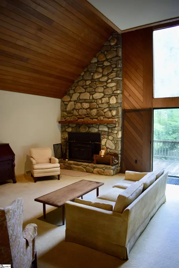 173 Mountain Haven Lane, Zirconia, NC 28790