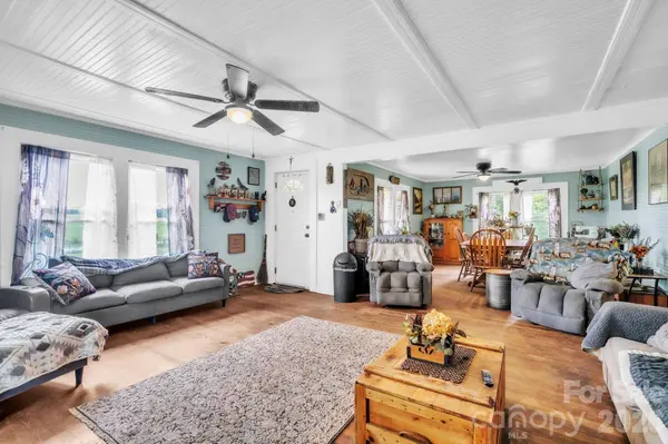 140 Painter RD, Mooresboro, NC 28114