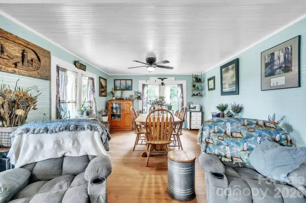 140 Painter RD, Mooresboro, NC 28114