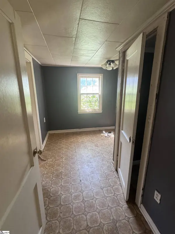 117 N Texas Avenue, Chesnee, SC 29323