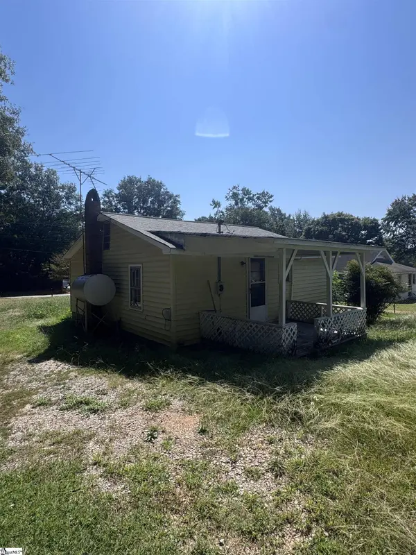 117 N Texas Avenue, Chesnee, SC 29323
