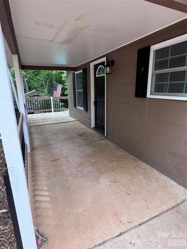 136 St John Zion RD, Rutherfordton, NC 28139