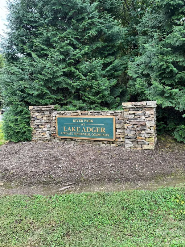 0 River Park LN, Mill Spring, NC 28756