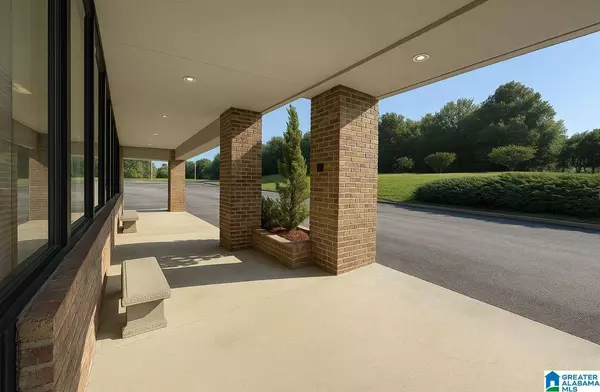 1920 DECATUR HIGHWAY, Gardendale, AL 35071