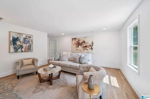 3413 RIDGEDALE DRIVE, Vestavia Hills, AL 35243