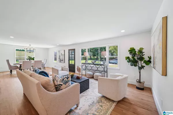 3413 RIDGEDALE DRIVE, Vestavia Hills, AL 35243