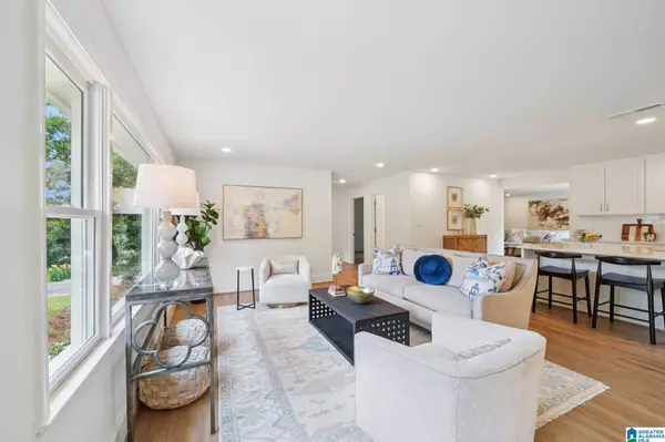 3413 RIDGEDALE DRIVE, Vestavia Hills, AL 35243