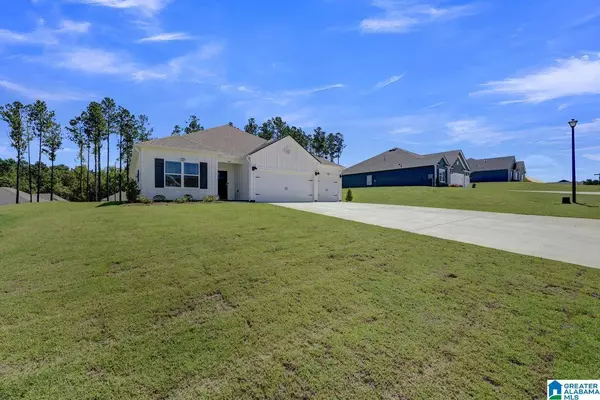 181 HALIFAX LANE, Chelsea, AL 35043