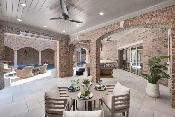 5246 Greystone Way Outdoor Entertaining