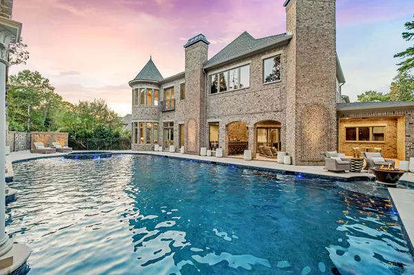 5246 Greystone Way Backyard