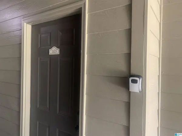 1103 RIVERHAVEN PLACE #1103, Hoover, AL 35244