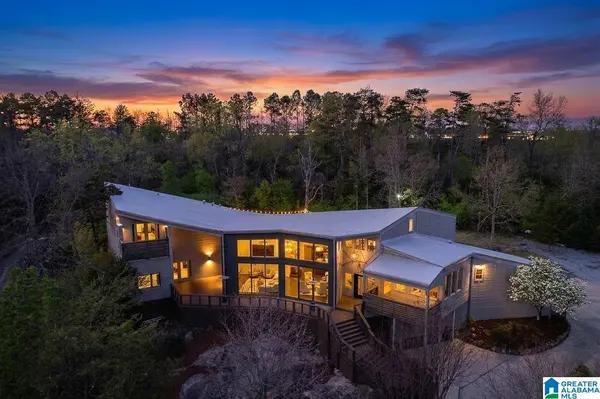 412 VESCLUB PLACE