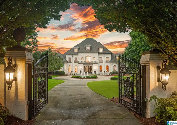 4506 HIGH COURT CIRCLE, Hoover, AL 35242