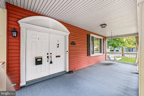 832 CINNAMINSON AVE, Palmyra, NJ 08065