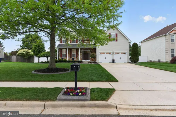 306 PICKWICK DR, Williamstown, NJ 08094