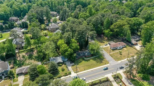 1421 Nerine CIR, Dunwoody, GA 30338