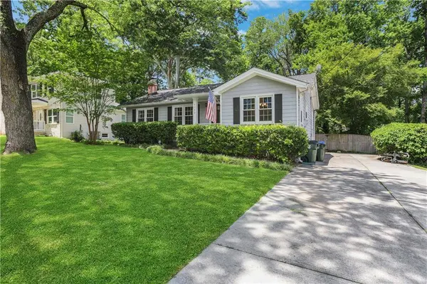 4052 W Johnson CIR, Atlanta, GA 30341