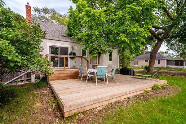 14 Malone ST, Winnipeg, MB R3R 1L4