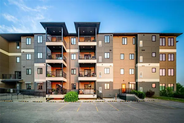 1936 St Mary's RD, Winnipeg, MB R3R 0C3