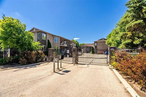 490 Henderson HWY, Winnipeg, MB R2K 2H8