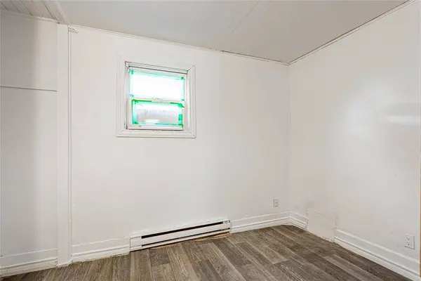 449 Larsen AVE, Winnipeg, MB R2K 1R4