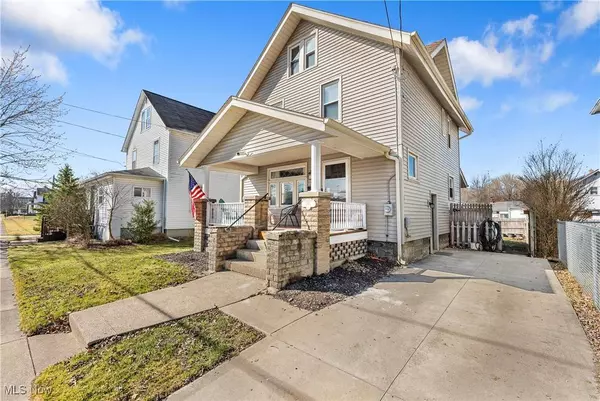 745 N 15th ST, Sebring, OH 44672